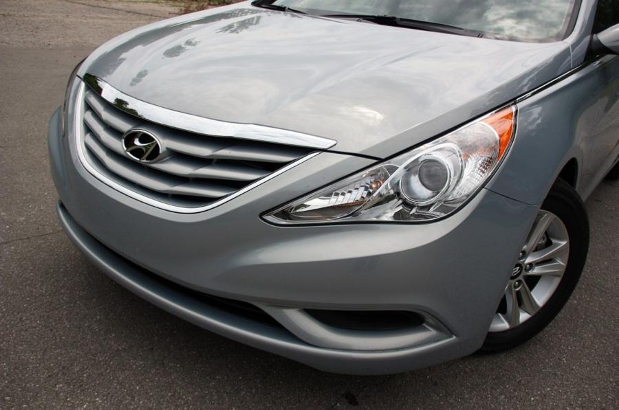  Hyundai Sonata GLS 2011 года  (фото 4 из 41)